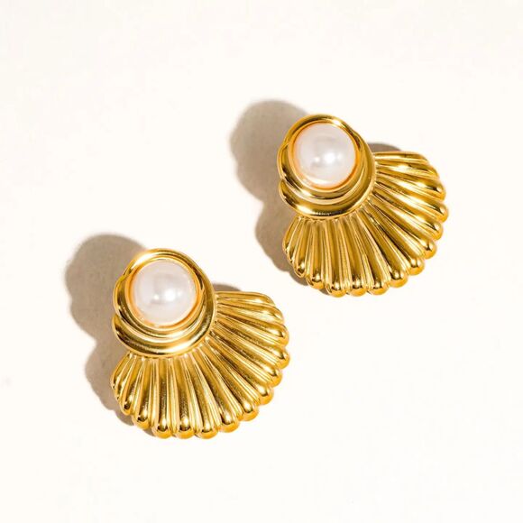 Lennox 18K Gold & Pearl NonTarnish Hypoallergenic Water Resistant Shell Earring - Picture 3 of 6